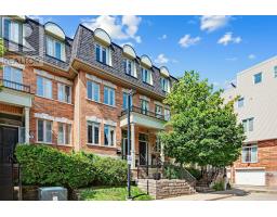 18 SARGENT LANE, Toronto, Ontario