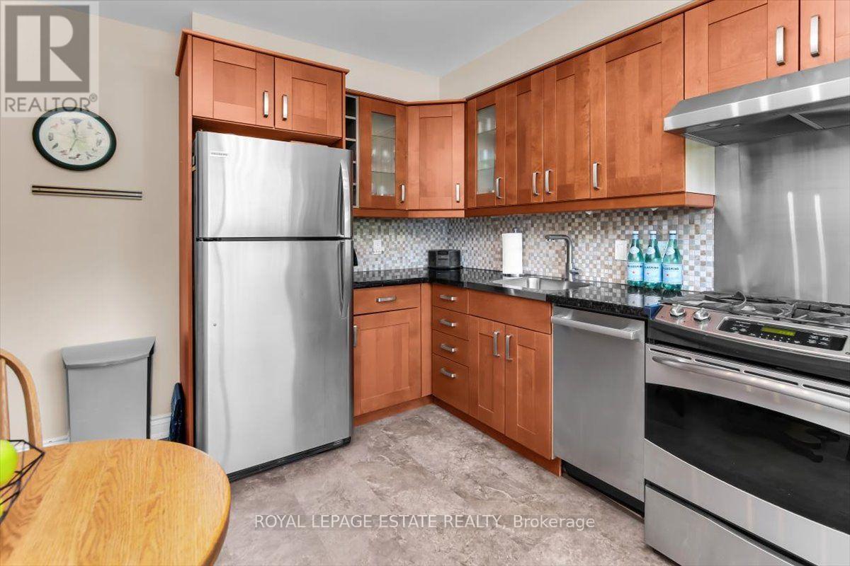 123 - 90 Edgewood Avenue, Toronto, Ontario  M4L 3H1 - Photo 11 - E13632890