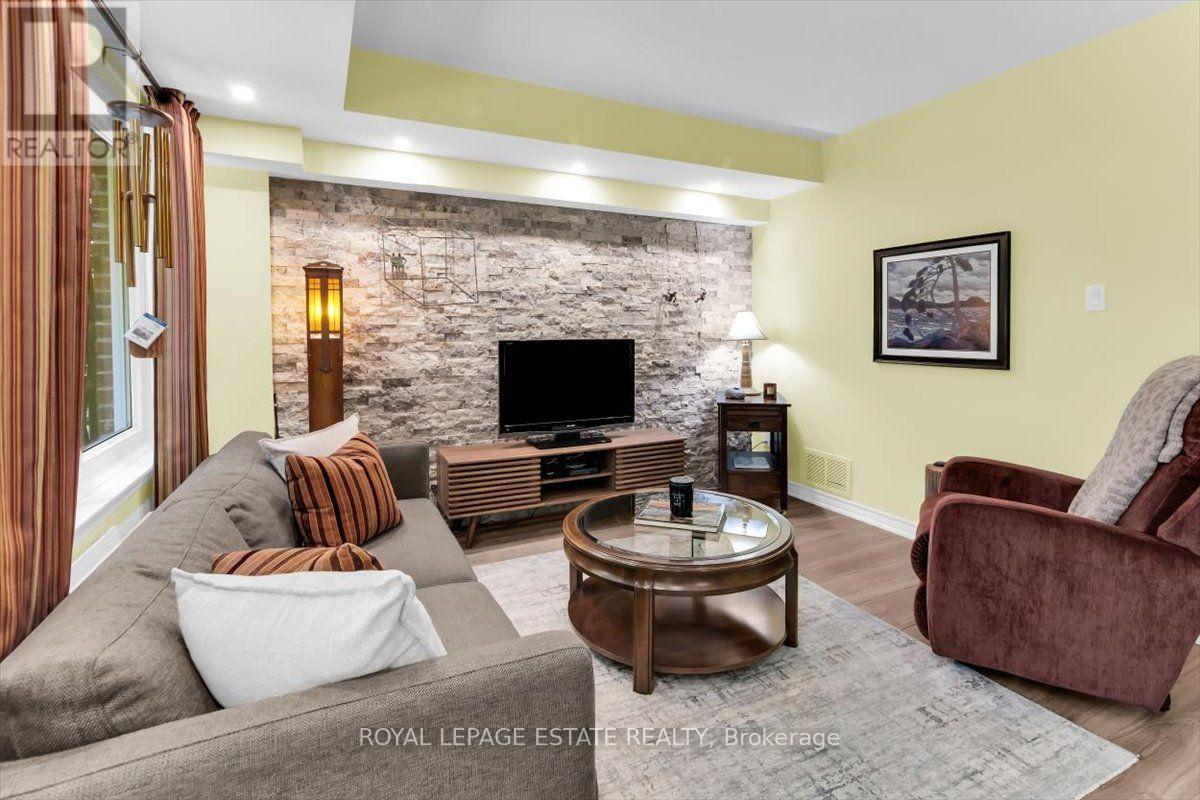 123 - 90 Edgewood Avenue, Toronto, Ontario  M4L 3H1 - Photo 23 - E13632890