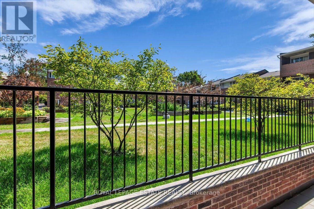 123 - 90 Edgewood Avenue, Toronto, Ontario  M4L 3H1 - Photo 32 - E13632890