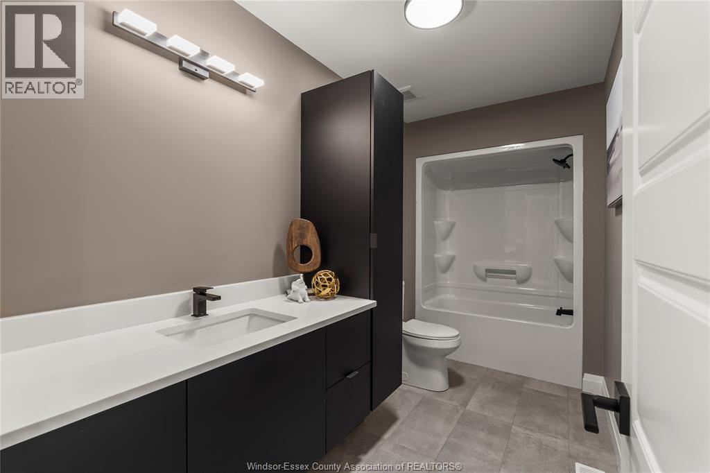 2572 Mayfair Avenue South, Lasalle, Ontario N9J 2M6 - Photo 29 - 26018669