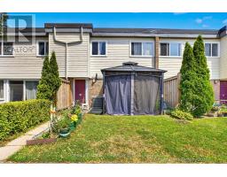 165 - 74 SPRINGFAIR AVENUE, Aurora, Ontario