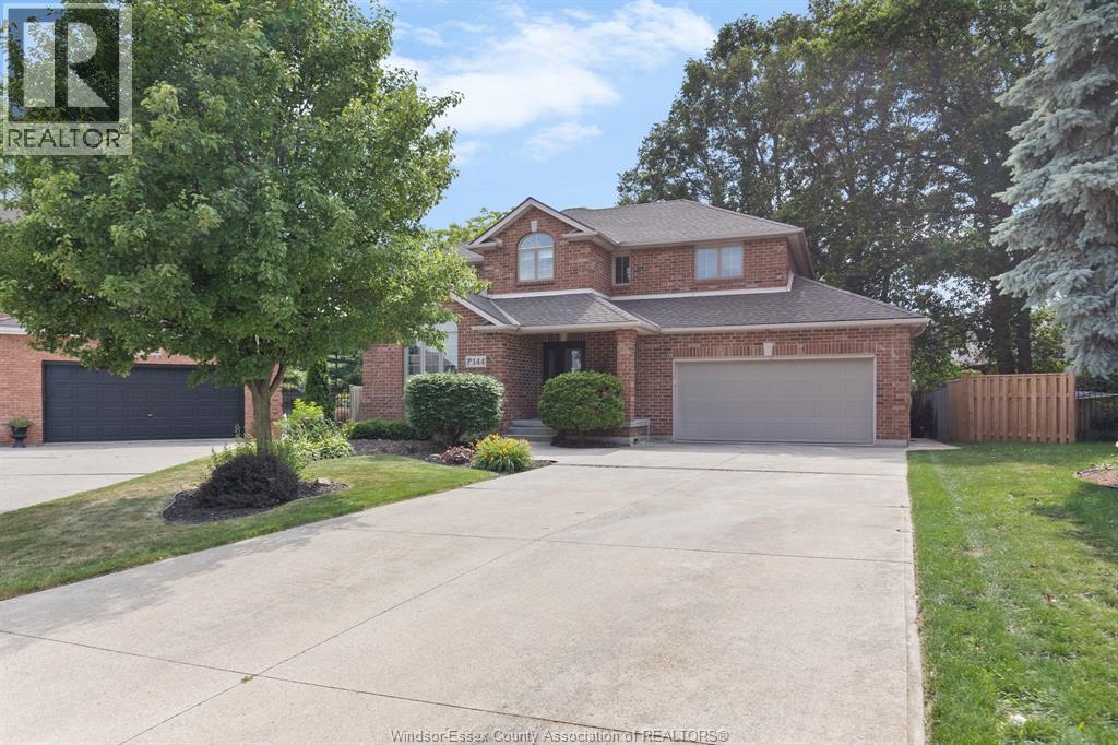 144 Pheasant Run, Lakeshore, Ontario