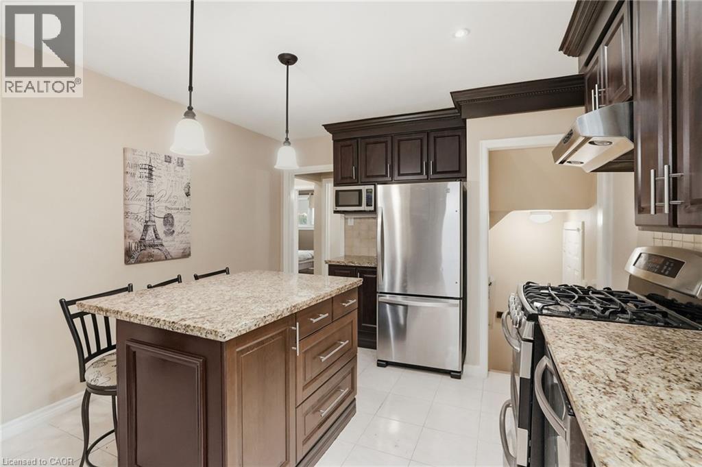 344 East 36th Street, Hamilton, Ontario  L8V 3Z8 - Photo 13 - 40849659