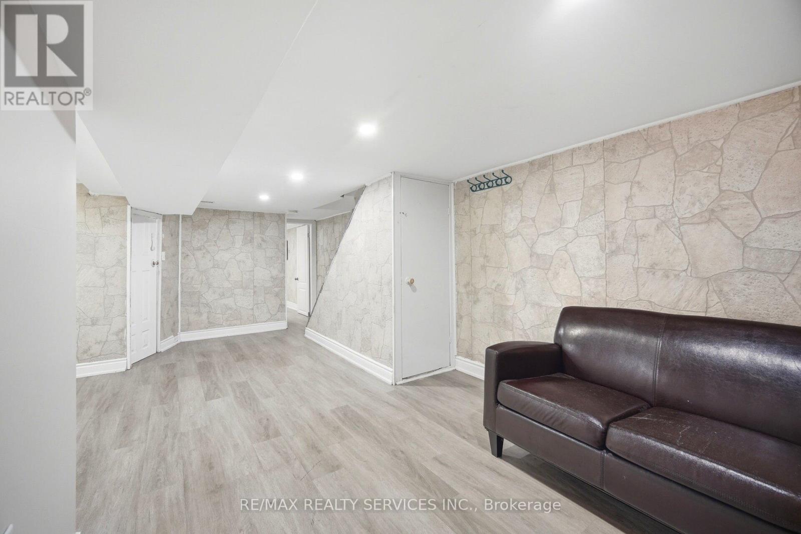 1147 Dufferin Street, Toronto, Ontario  M6H 4B7 - Photo 33 - W13582660