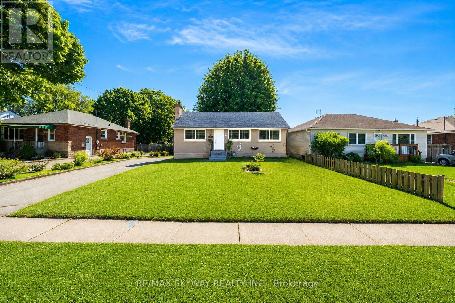 6604 Locus Avenue, Niagara Falls, Ontario  L2G 4K7 - Photo 2 - X13578830