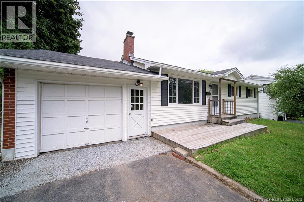 150 Surrey Crescent, Fredericton, New Brunswick  E3B 4L3 - Photo 34 - NB145059