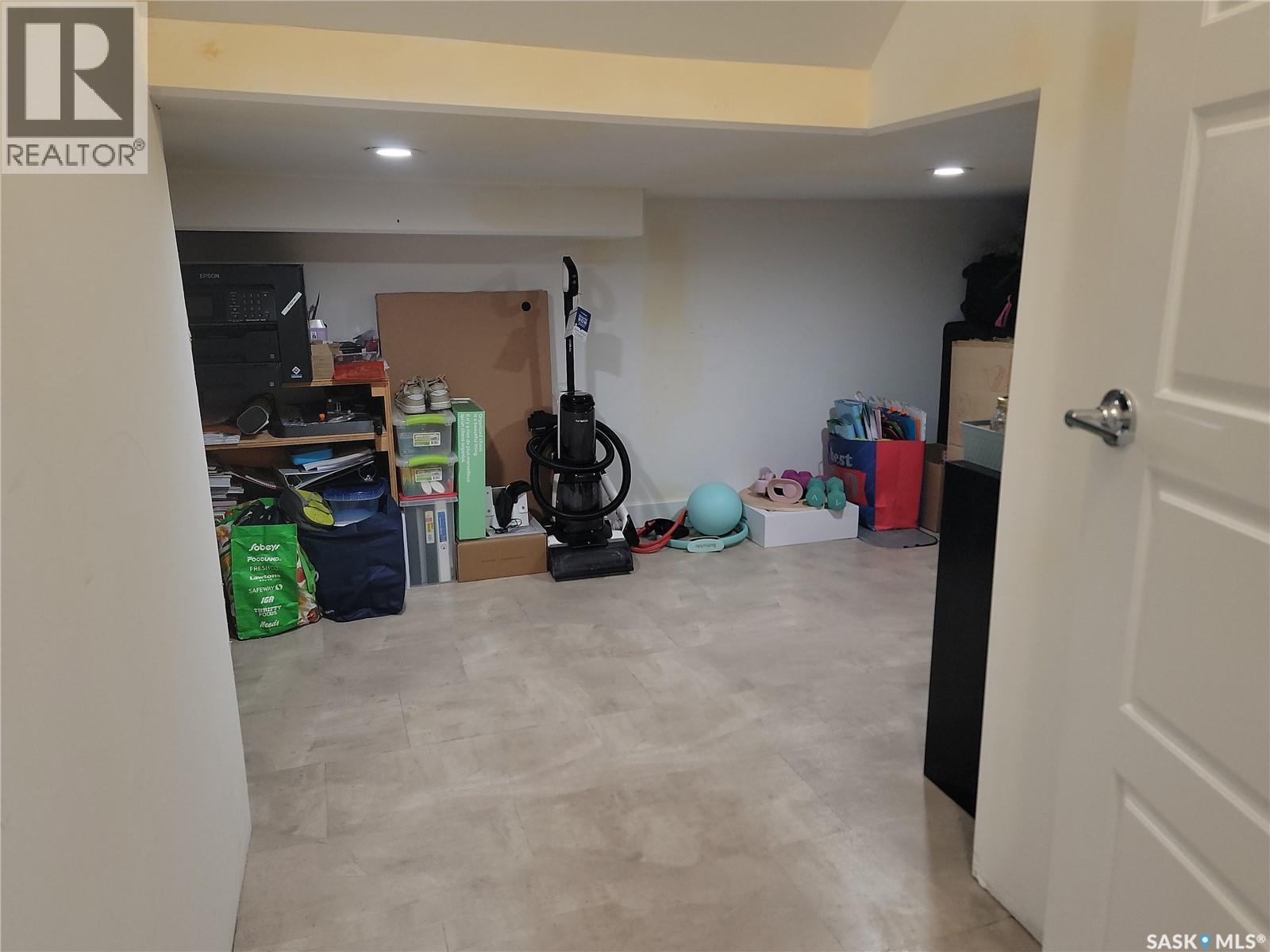 626 Kinloch Crescent, Saskatoon, Saskatchewan  S7M 5X2 - Photo 26 - SK044376