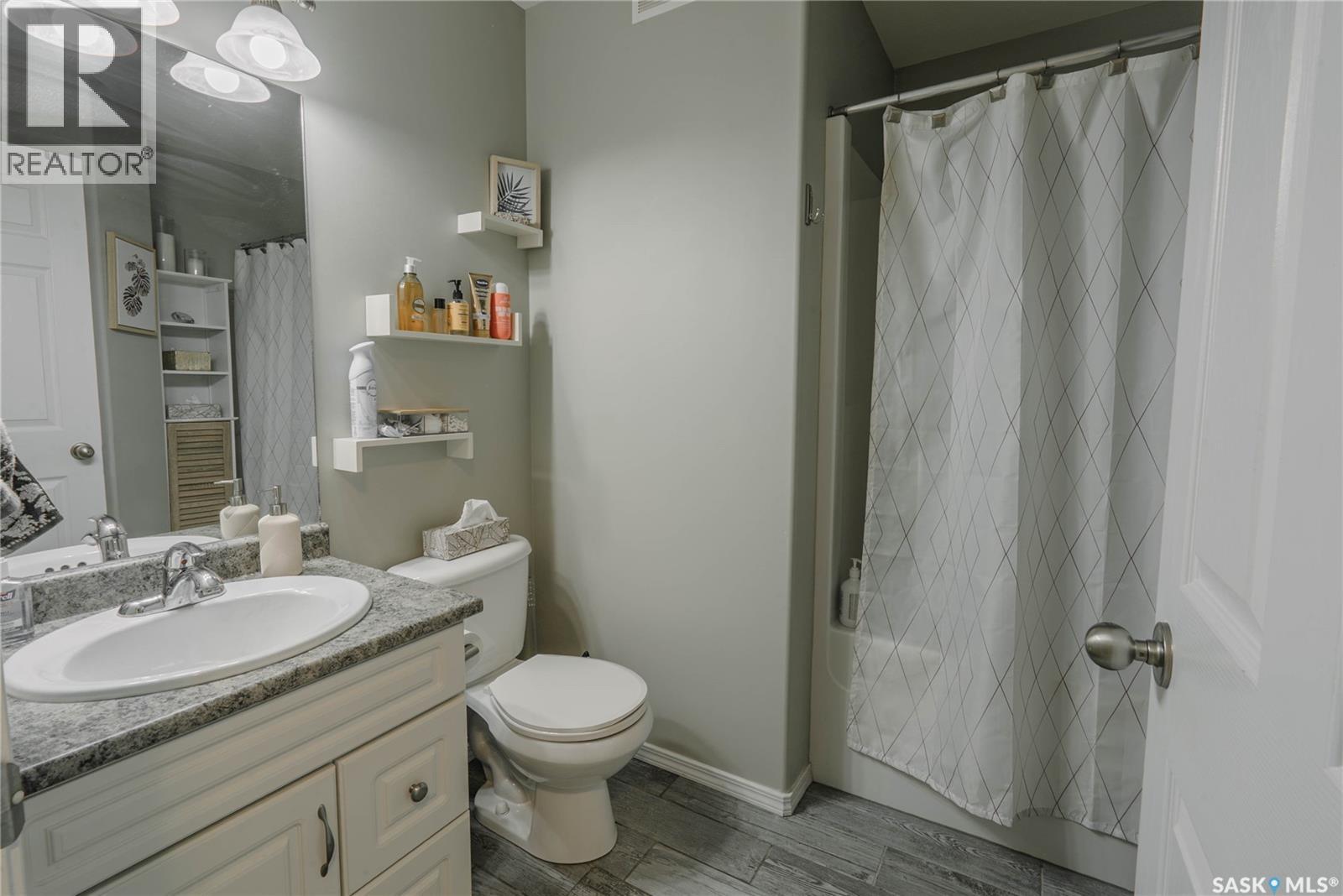 202 Haichert Street, Warman, Saskatchewan  S0K 4S0 - Photo 11 - SK044194