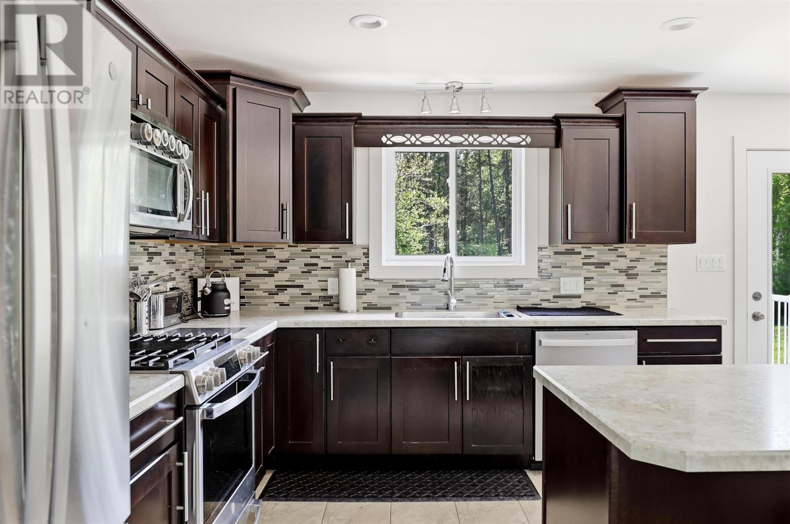 33 Parkewood Dr, Sault Ste. Marie, Ontario  P6A 5K6 - Photo 11 - SM261372