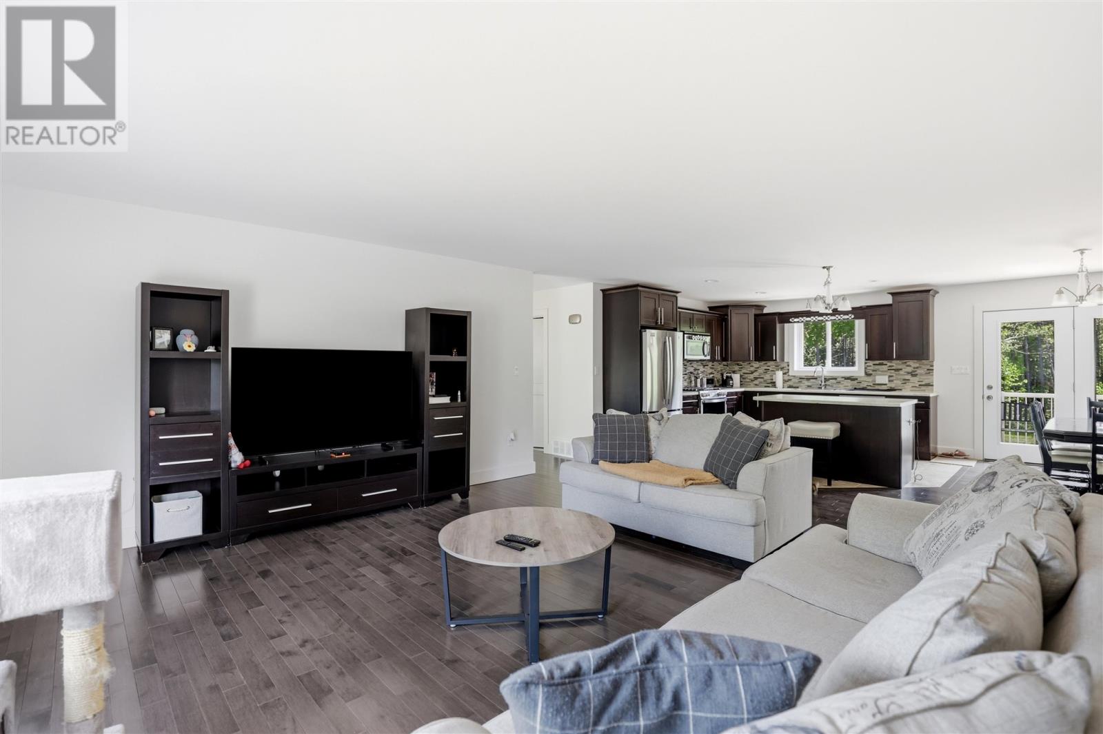 33 Parkewood Dr, Sault Ste. Marie, Ontario  P6A 5K6 - Photo 8 - SM261372