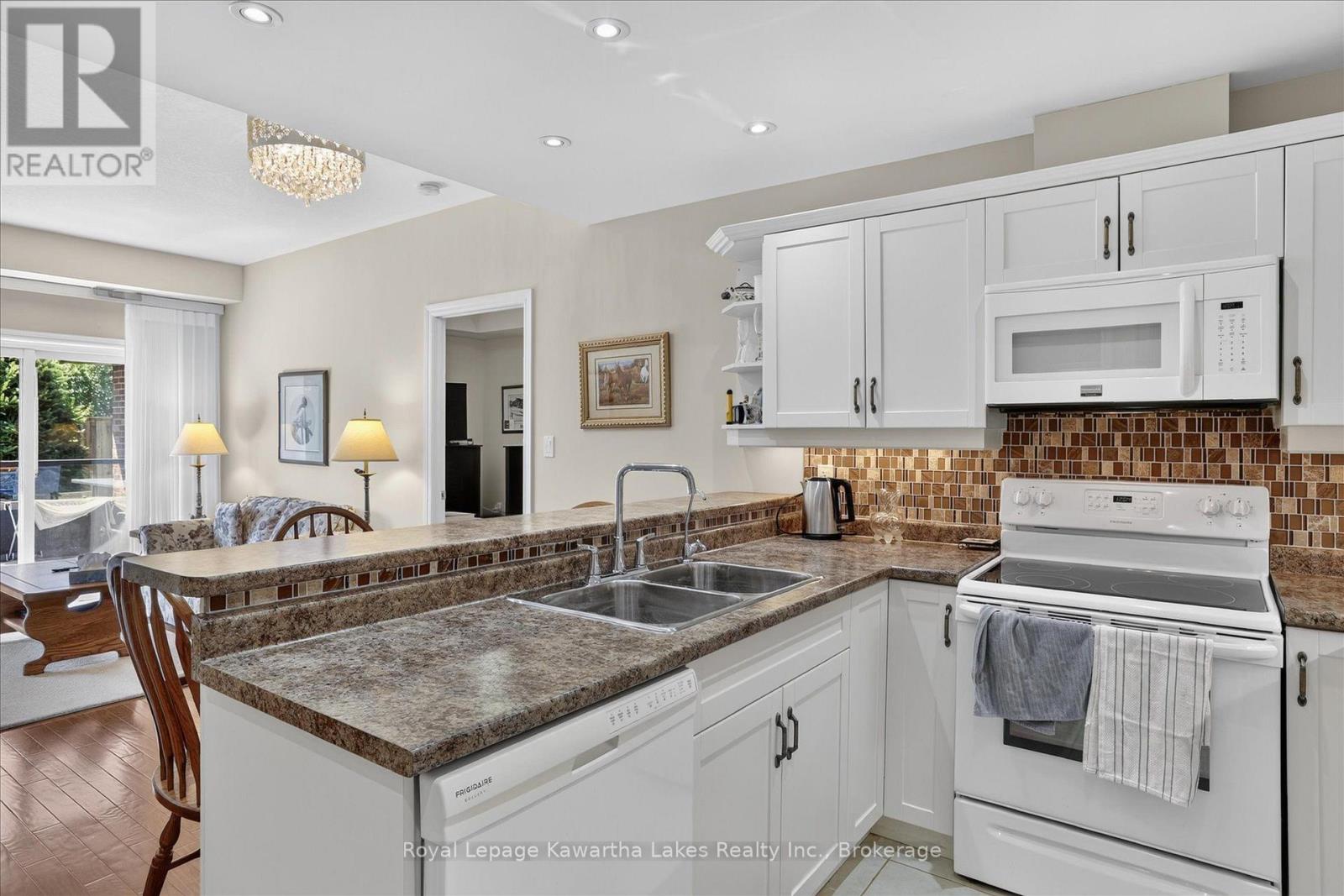 7 - 35 Green Arbour Way, Kawartha Lakes, Ontario  K9V 0E7 - Photo 14 - X13633090