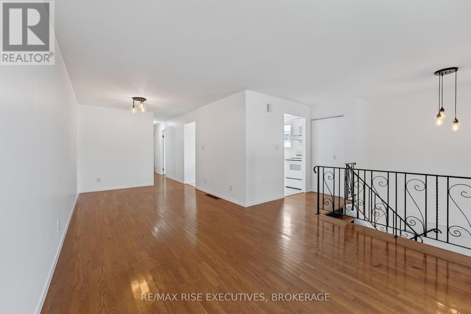 385 Melanie Avenue, Kingston, Ontario  K7M 8B2 - Photo 4 - X13633128