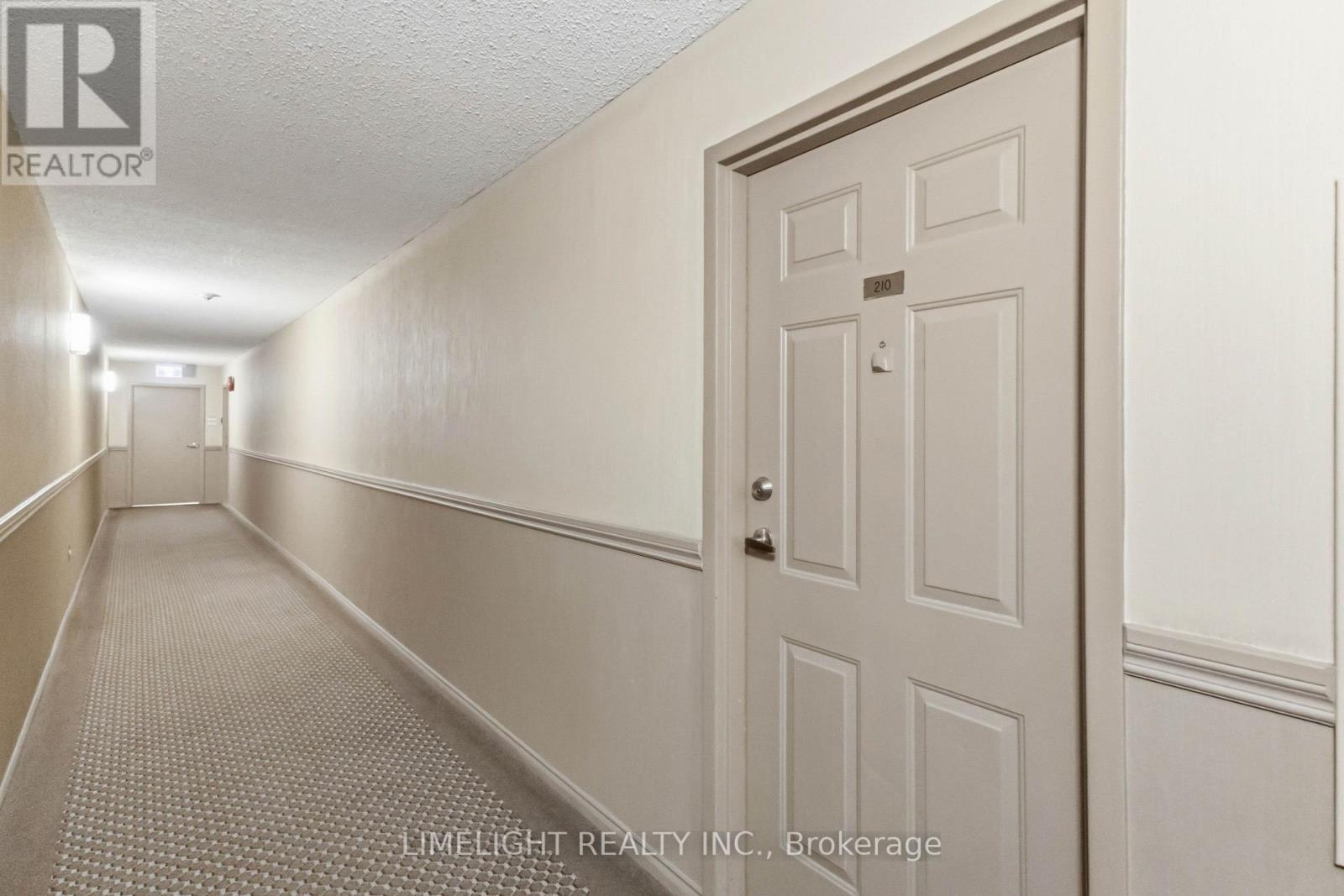 210 - 1600 Adelaide Street N, London North, Ontario  N5X 3H6 - Photo 3 - X13633040