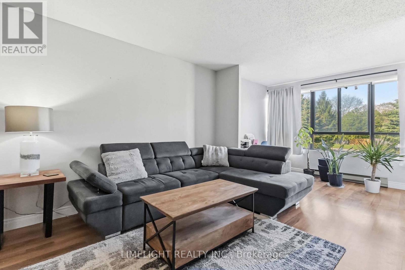 210 - 1600 Adelaide Street N, London North, Ontario  N5X 3H6 - Photo 8 - X13633040