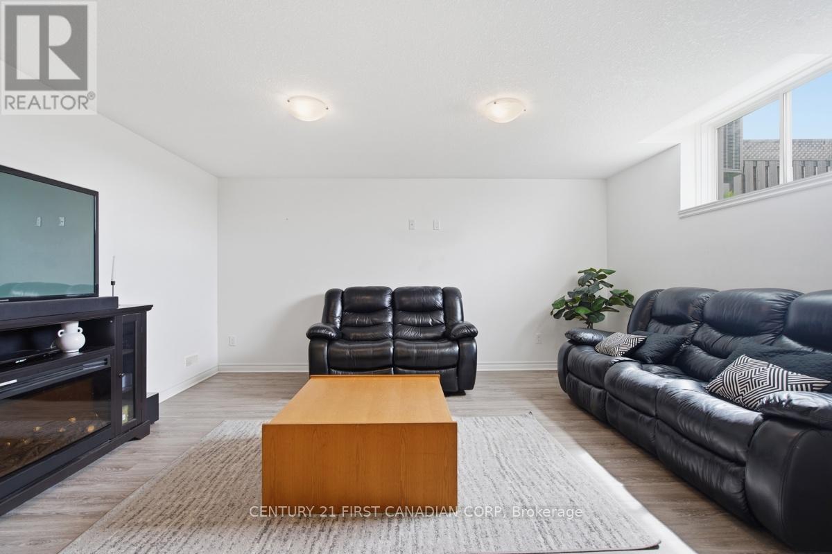 1485 Riverbend Road, London South, Ontario  N6K 0E7 - Photo 33 - X13633122