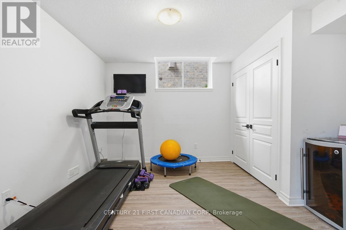 1485 Riverbend Road, London South, Ontario  N6K 0E7 - Photo 35 - X13633122