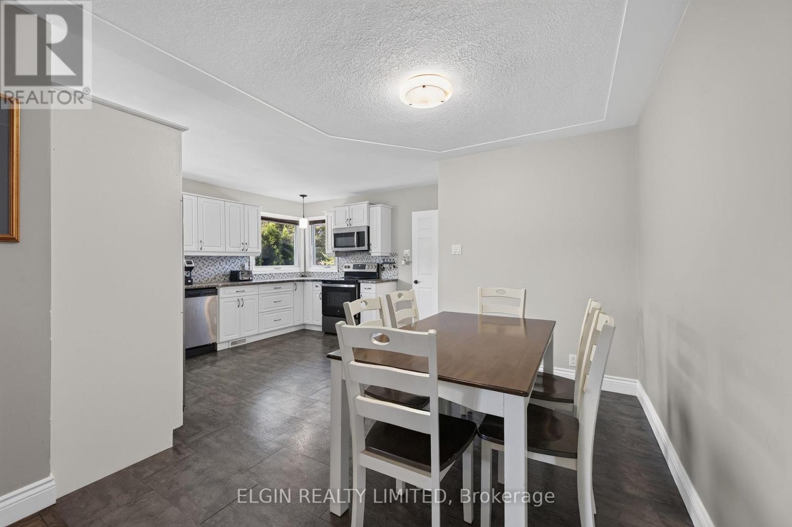 664 Elm Street, St. Thomas, Ontario  N5R 1L3 - Photo 20 - X13633154
