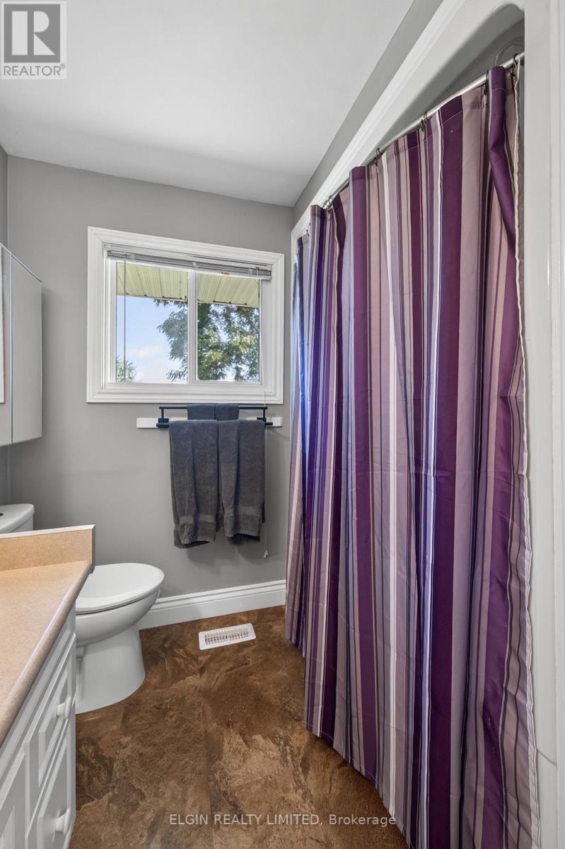 664 Elm Street, St. Thomas, Ontario  N5R 1L3 - Photo 25 - X13633154
