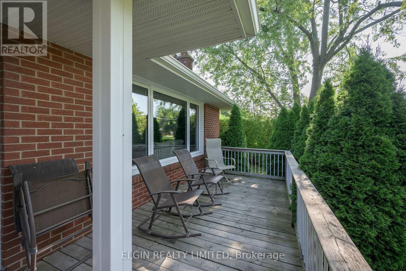 664 Elm Street, St. Thomas, Ontario  N5R 1L3 - Photo 3 - X13633154