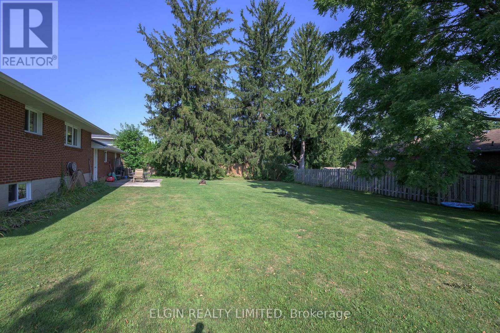 664 Elm Street, St. Thomas, Ontario  N5R 1L3 - Photo 6 - X13633154