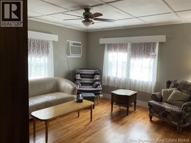 497 Main Street, Woodstock, New Brunswick  E7M 2B8 - Photo 12 - NB145240
