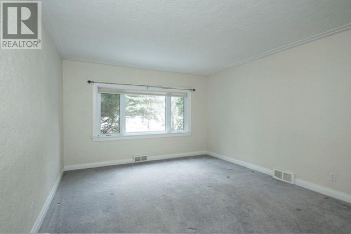 327 Brunswick Street S, Thunder Bay, Ontario  P7E 1W7 - Photo 3 - TB2601758