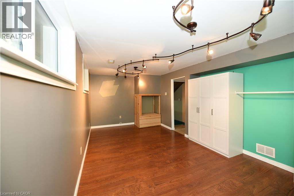 37 Ebury Crescent, London, Ontario  N6C 3E1 - Photo 10 - 40849134