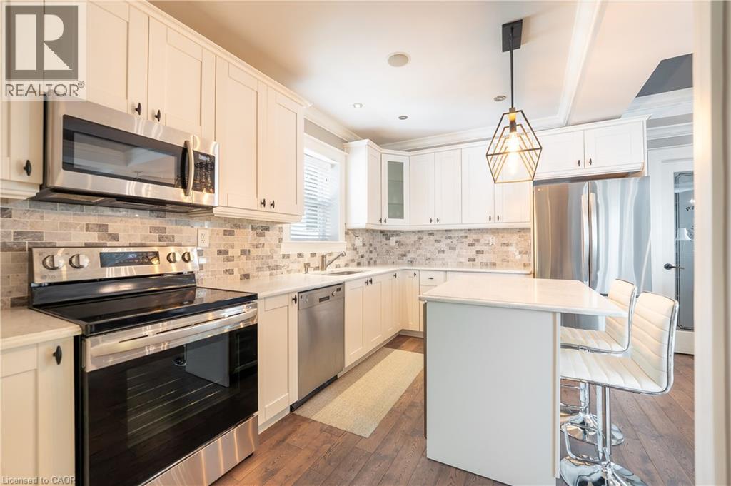 40 Moore Avenue, Kitchener, Ontario  N2H 3S1 - Photo 5 - 40849812
