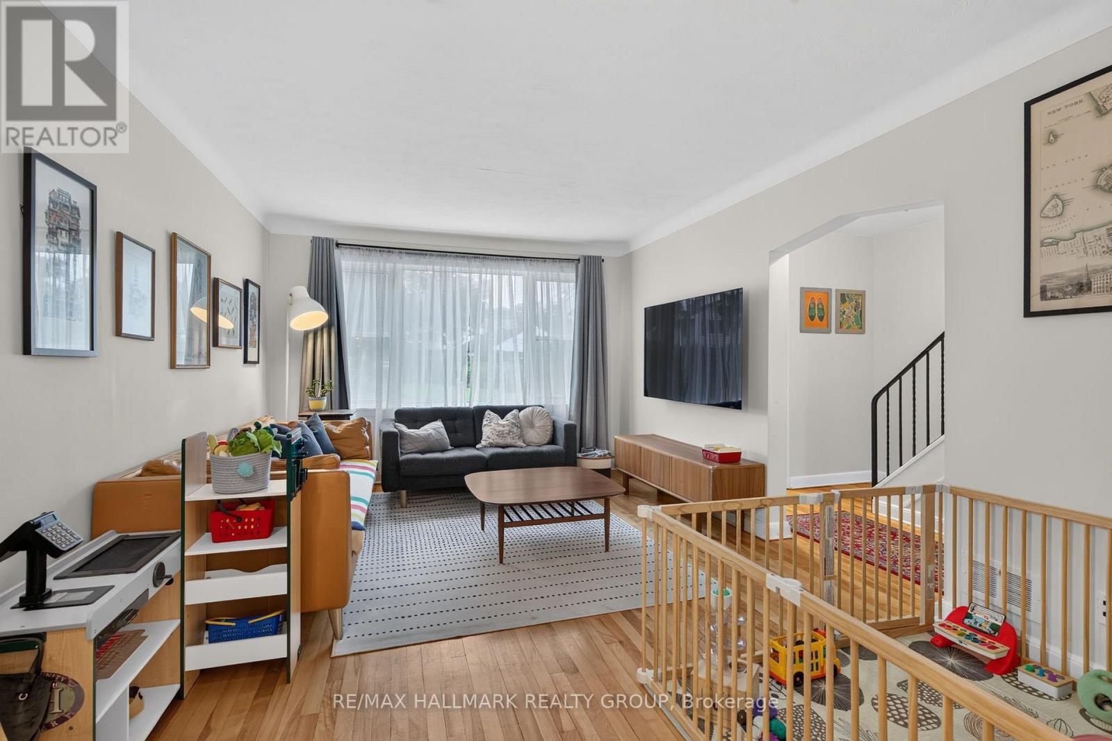 2110 Blossom Drive, Ottawa, Ontario  K1H 6G8 - Photo 5 - X13633288