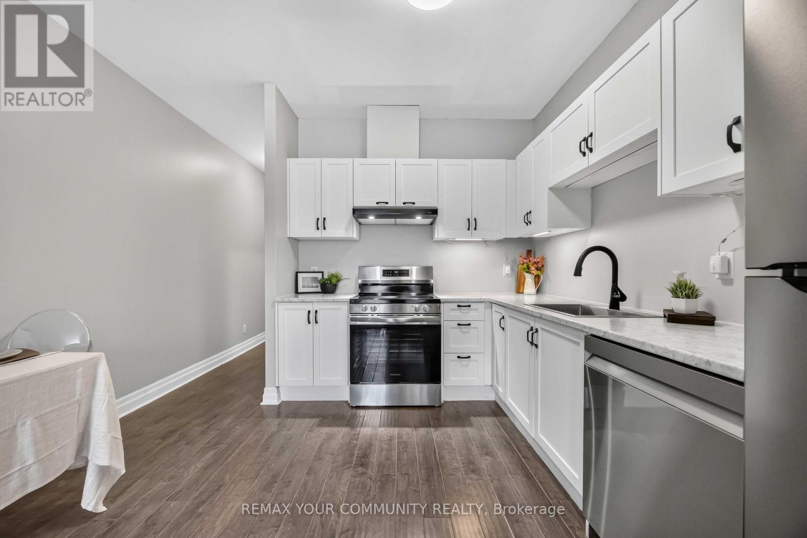 101 - 44 Bond Street W, Oshawa, Ontario  L1G 6R2 - Photo 11 - E13616852