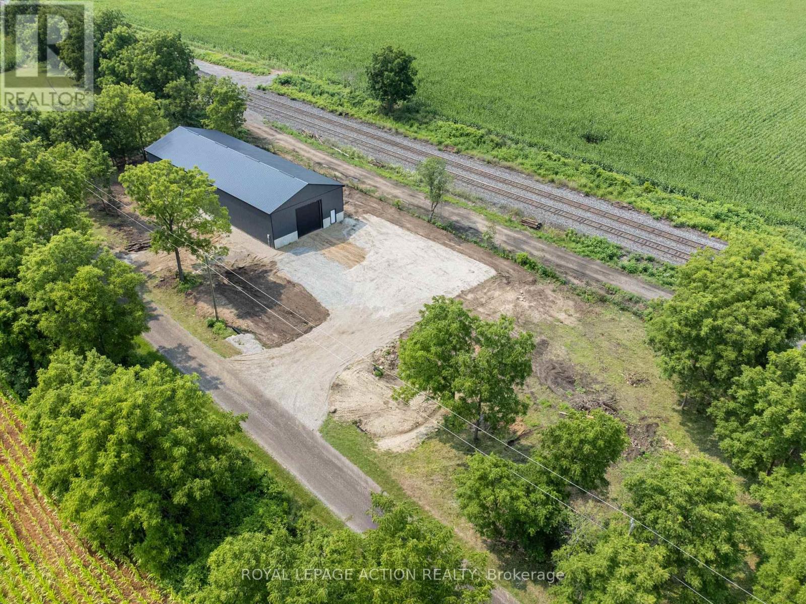 77 Railway Street W, Blandford-Blenheim, Ontario  N0J 1V0 - Photo 5 - X12840856