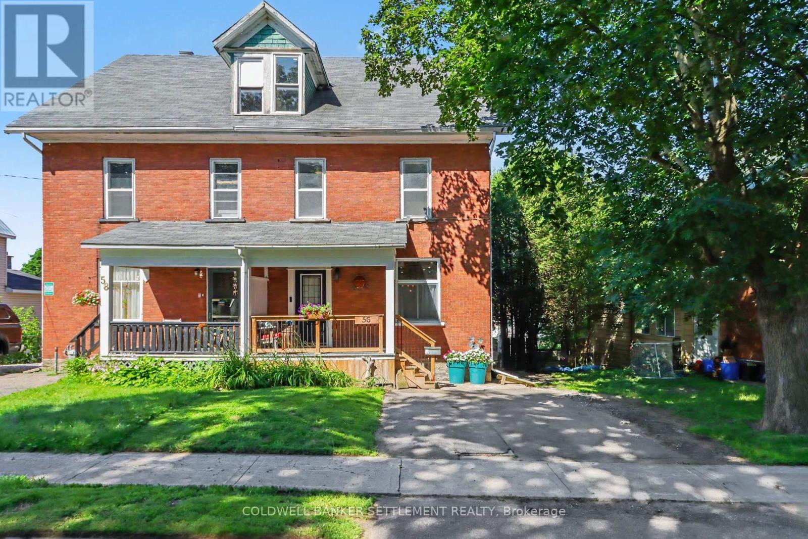 56 ABERDEEN AVENUE, Smiths Falls, Ontario