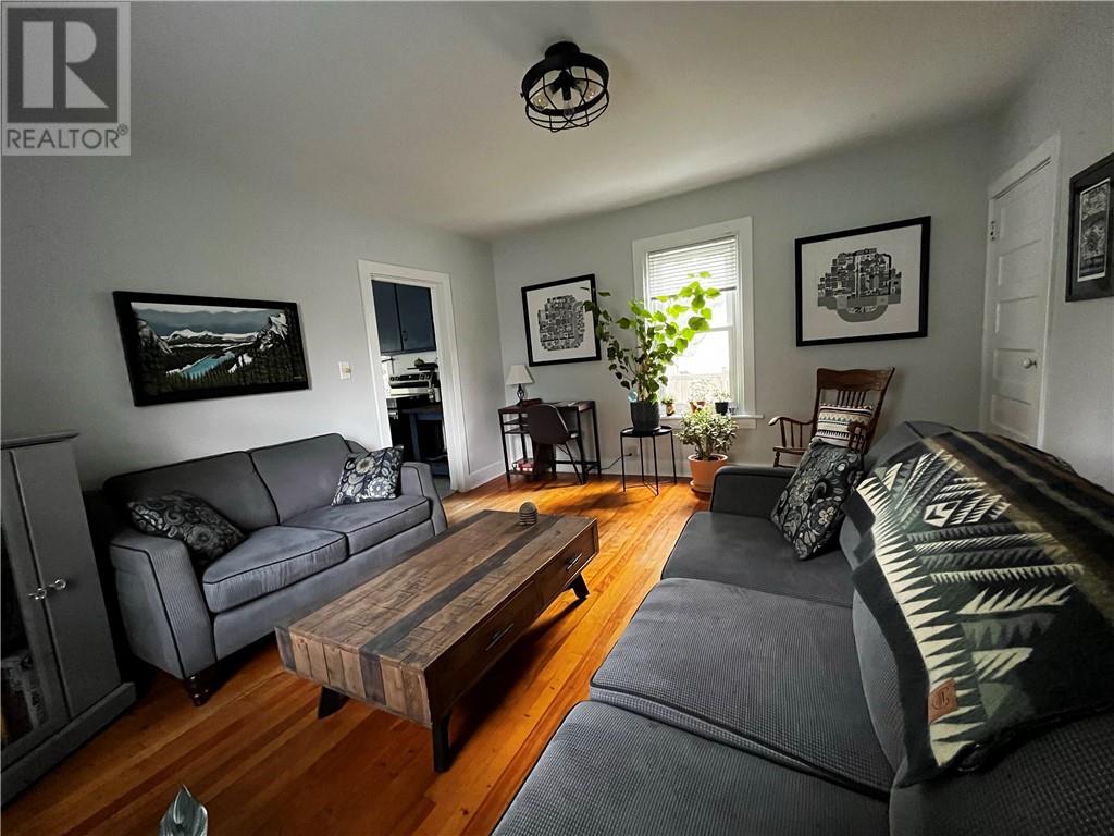 27 Power Street, Copper Cliff, Ontario  P0M 1N0 - Photo 5 - 2129582