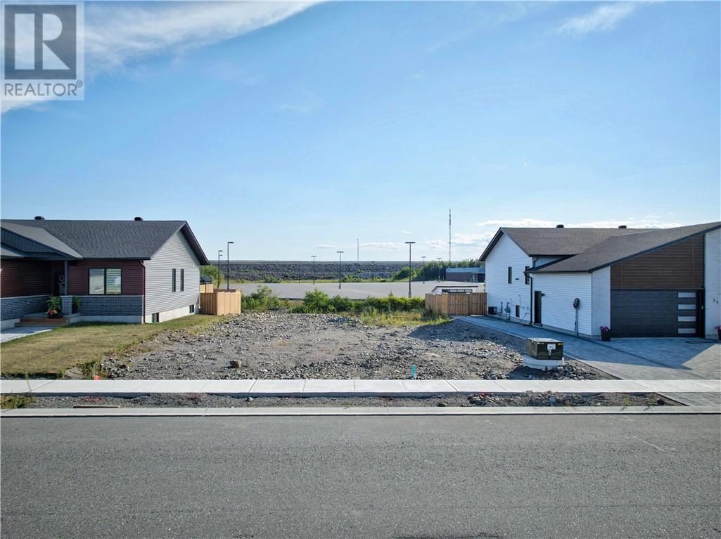 77 Teravista Way, Sudbury, Ontario  P3E 0H9 - Photo 3 - 2129507