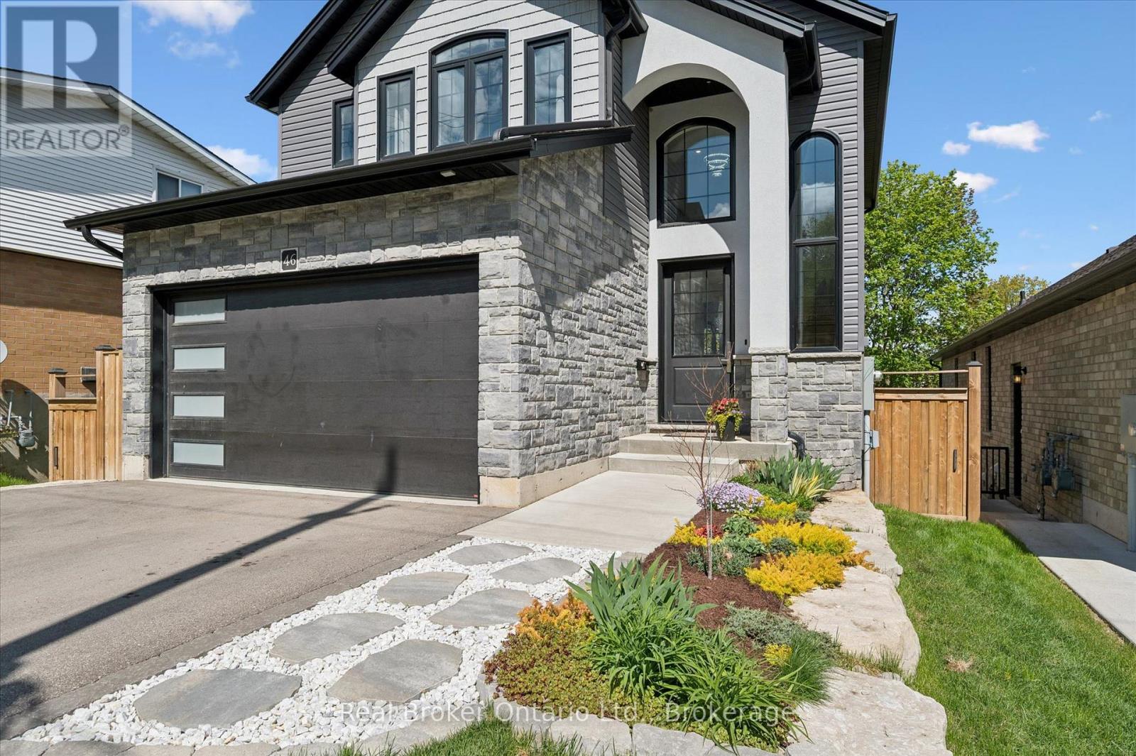 46 Washington Street, Brant (Paris), Ontario  N3L 2A7 - Photo 3 - X13633046