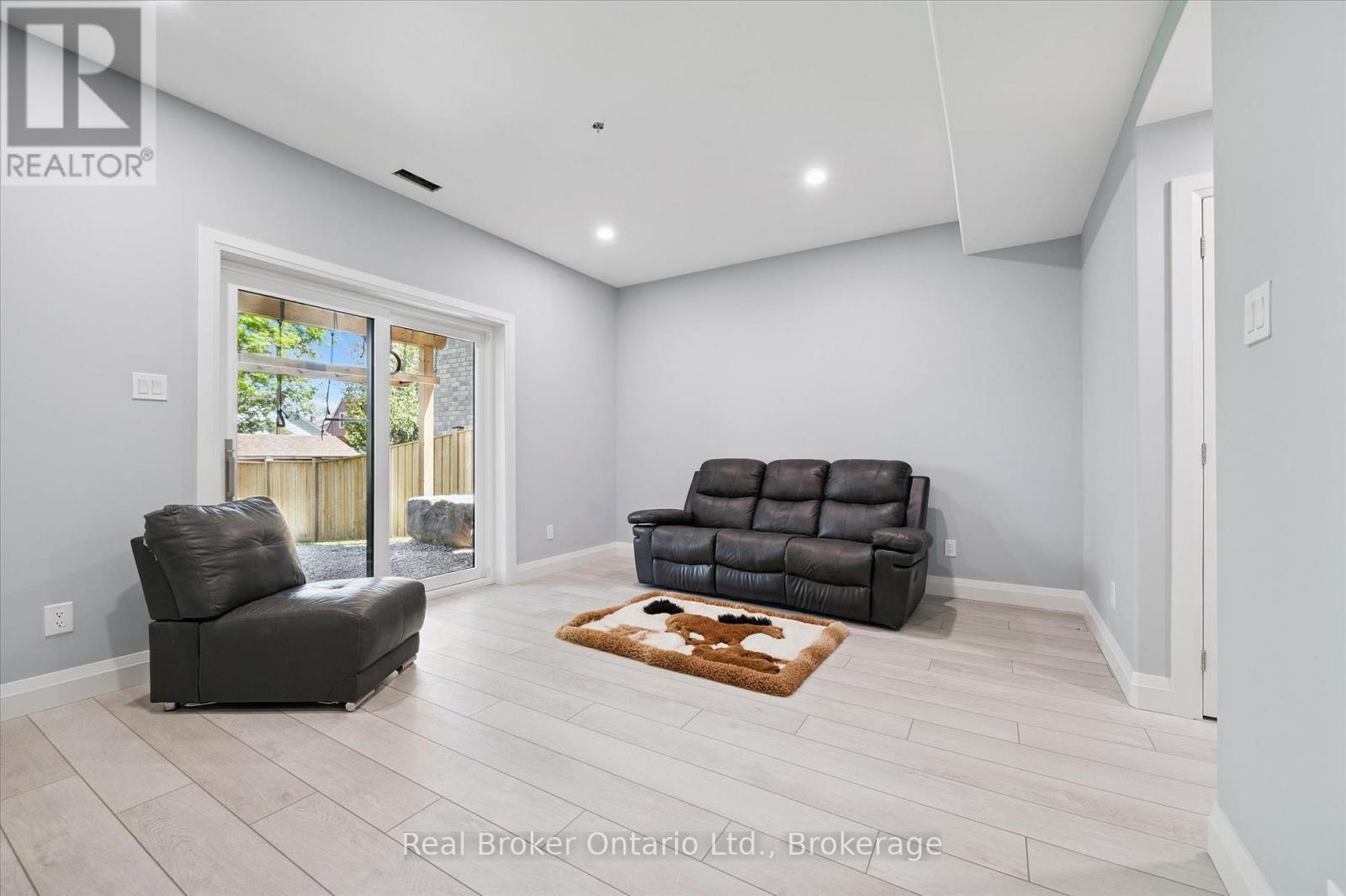 46 Washington Street, Brant (Paris), Ontario  N3L 2A7 - Photo 30 - X13633046