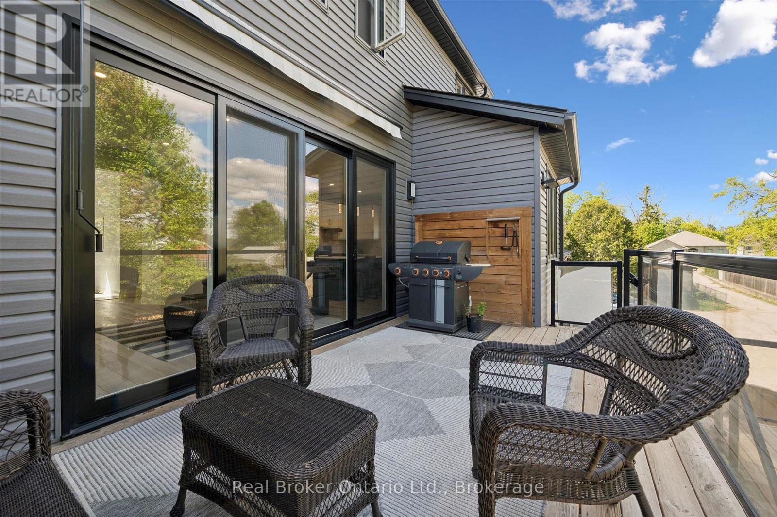 46 Washington Street, Brant (Paris), Ontario  N3L 2A7 - Photo 33 - X13633046