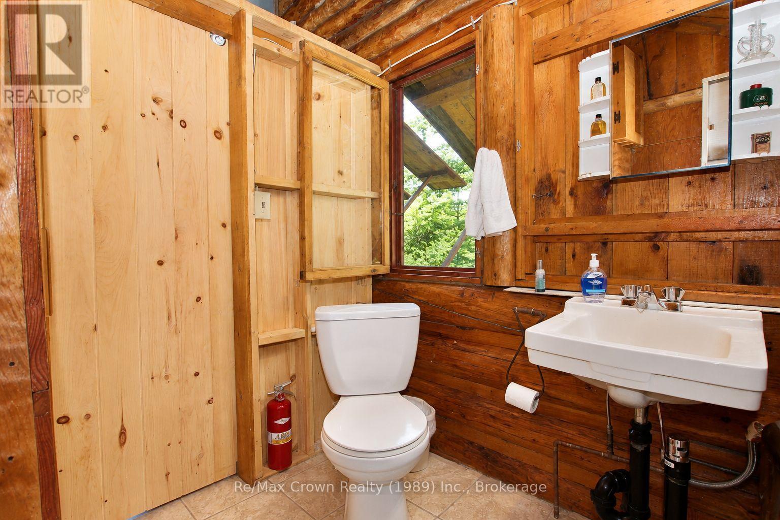 32 Arnold Drive, Unorganized Townships, Ontario  P0H 2K0 - Photo 30 - X13633096