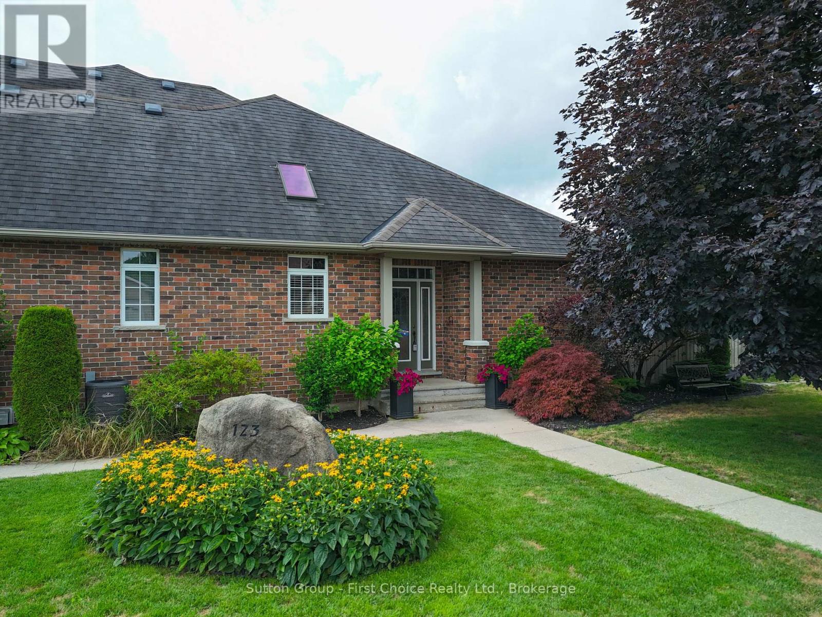 123 Long Drive, Stratford, Ontario  N5A 7Y9 - Photo 38 - X13633236