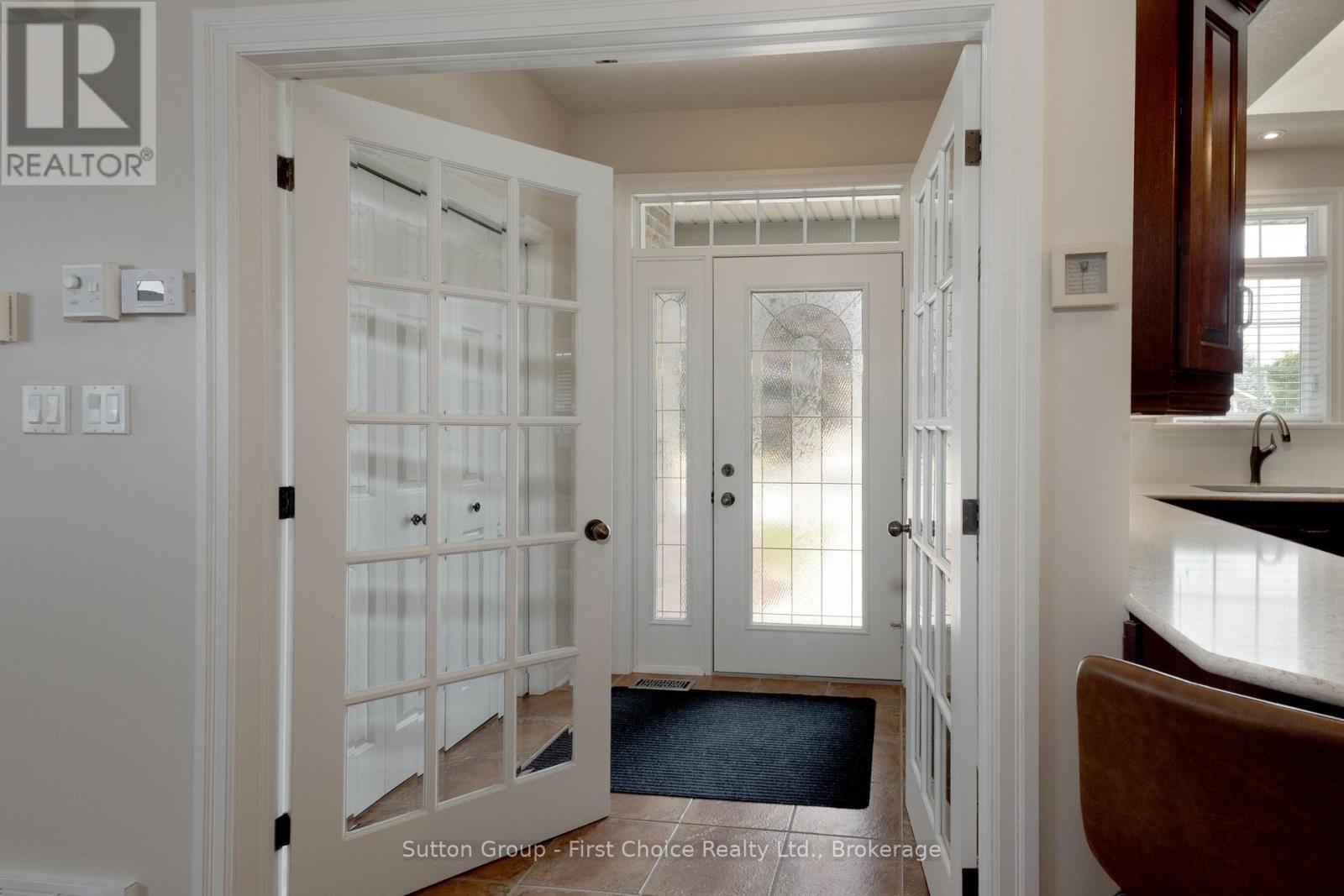 123 Long Drive, Stratford, Ontario  N5A 7Y9 - Photo 8 - X13633236