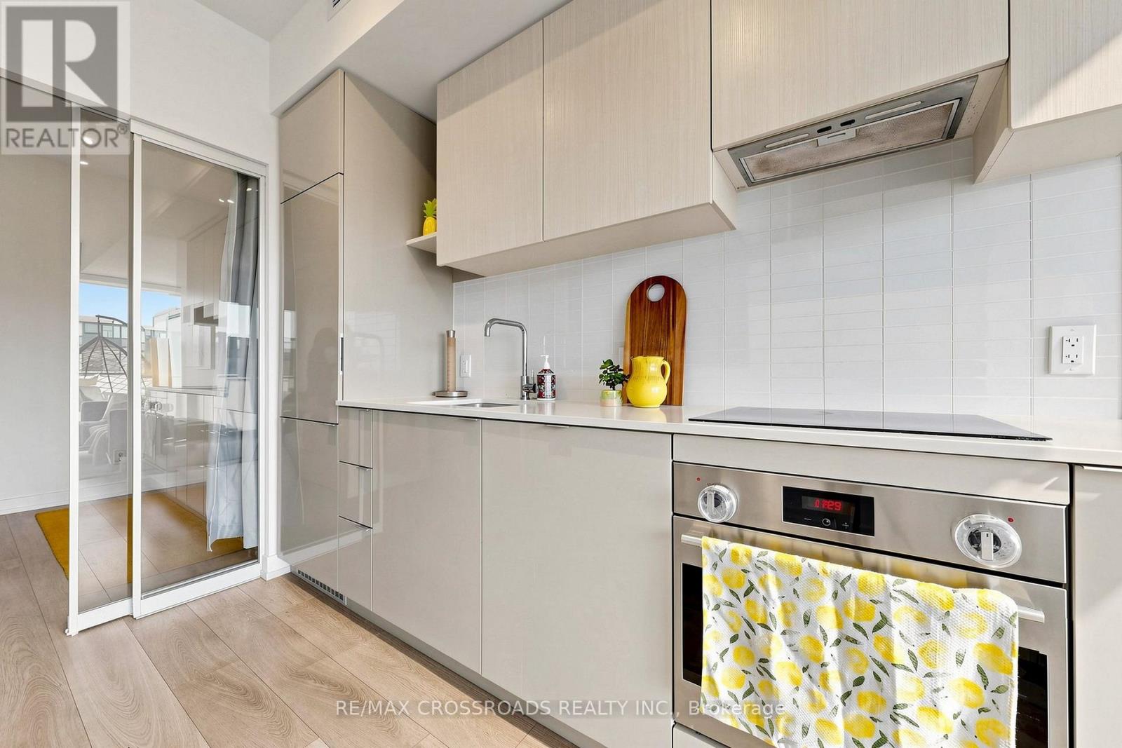 4206 - 161 Roehampton Avenue, Toronto, Ontario  M4P 0C8 - Photo 12 - C13632964