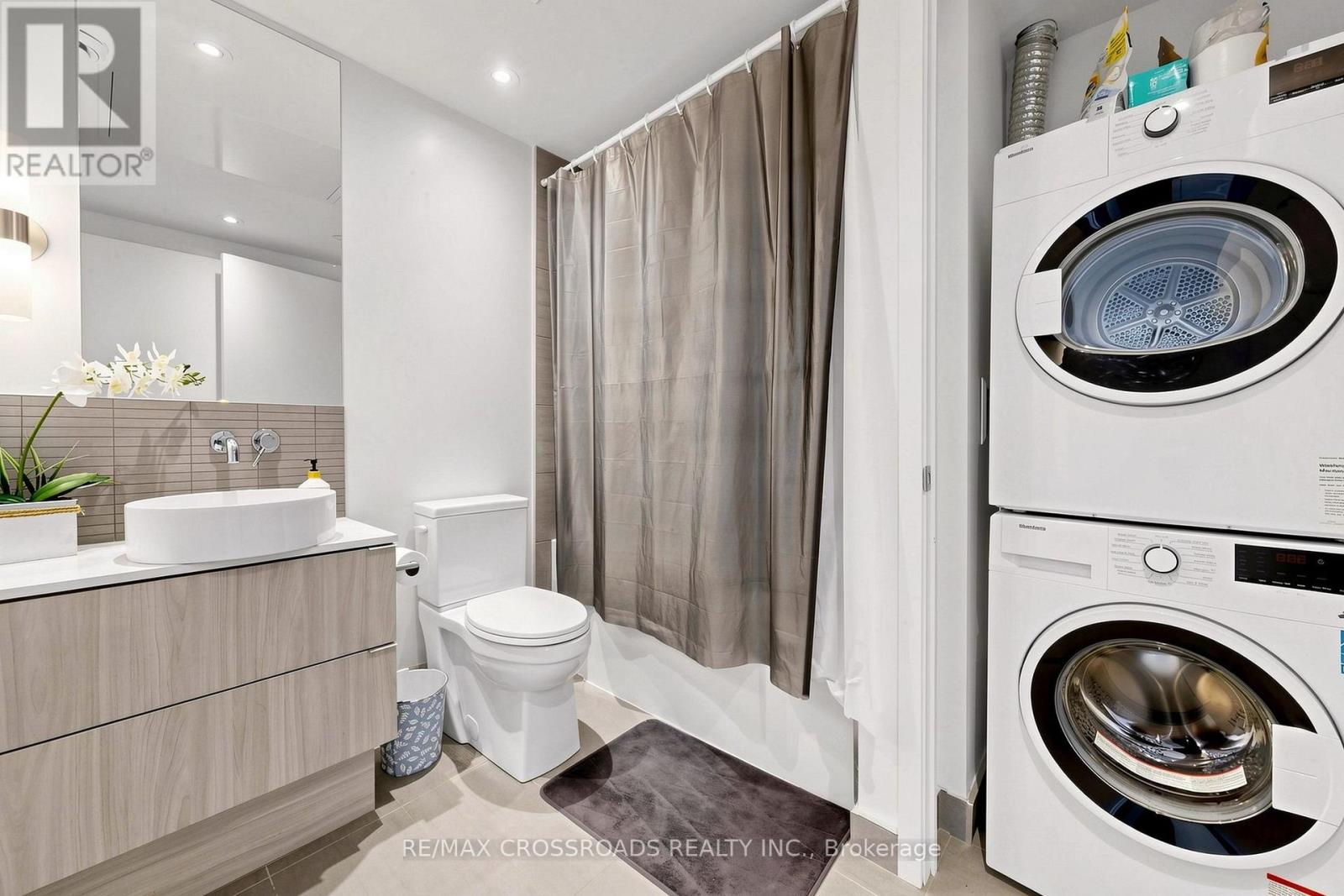 4206 - 161 Roehampton Avenue, Toronto, Ontario  M4P 0C8 - Photo 22 - C13632964