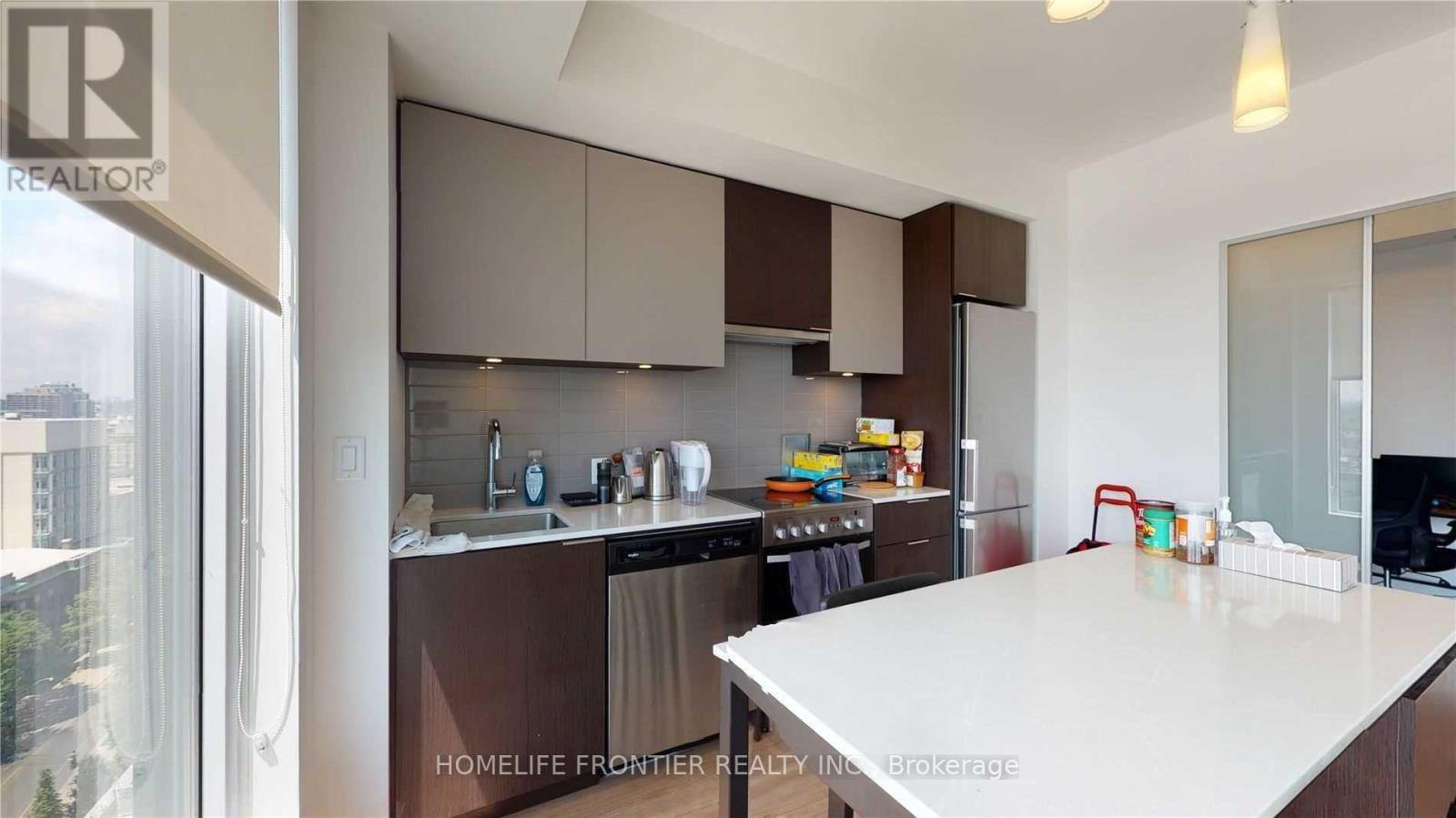 1403 - 203 College Street, Toronto, Ontario  M5T 1P9 - Photo 4 - C13633032