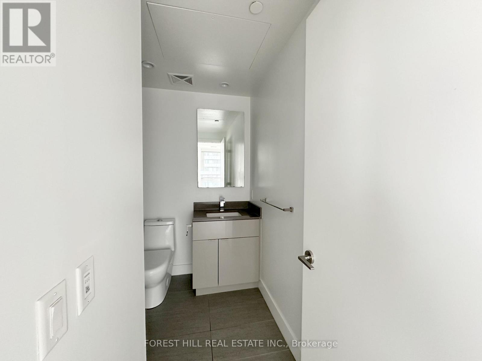 2505 - 7 Grenville Street, Toronto, Ontario  M4Y 0E9 - Photo 12 - C13633140