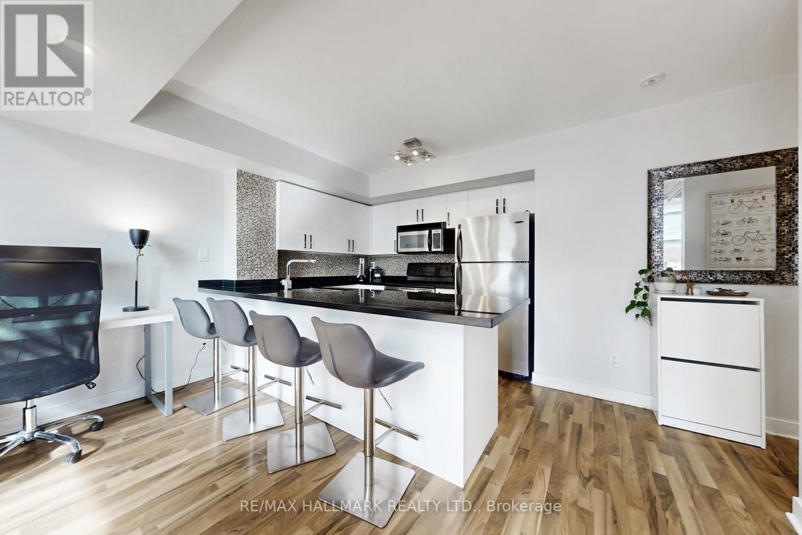 314 - 21 Earl Street, Toronto, Ontario M4Y 3C8 - Photo 14 - C13633206