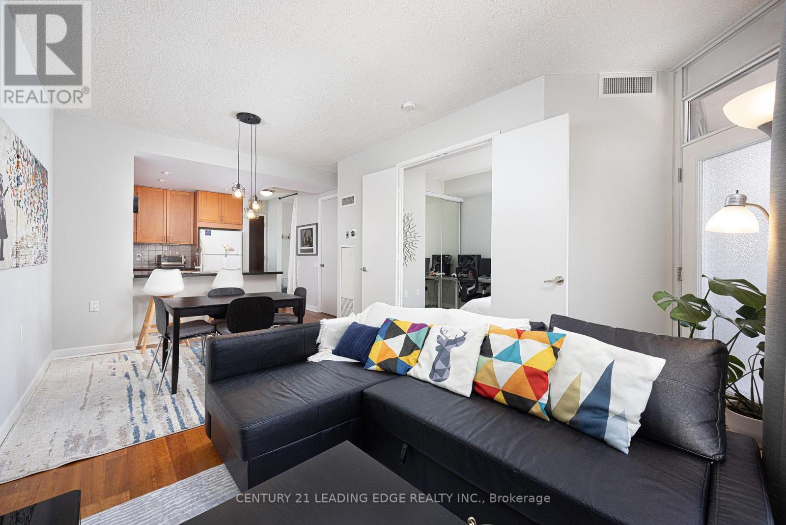 1413 - 85 Bloor Street E, Toronto, Ontario  M4W 3Y1 - Photo 10 - C13633232