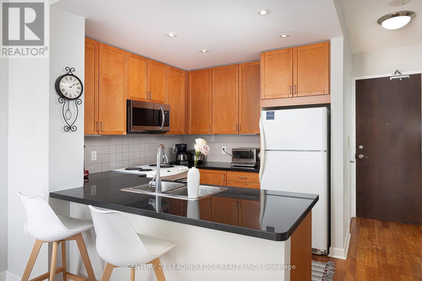 1413 - 85 Bloor Street E, Toronto, Ontario  M4W 3Y1 - Photo 12 - C13633232