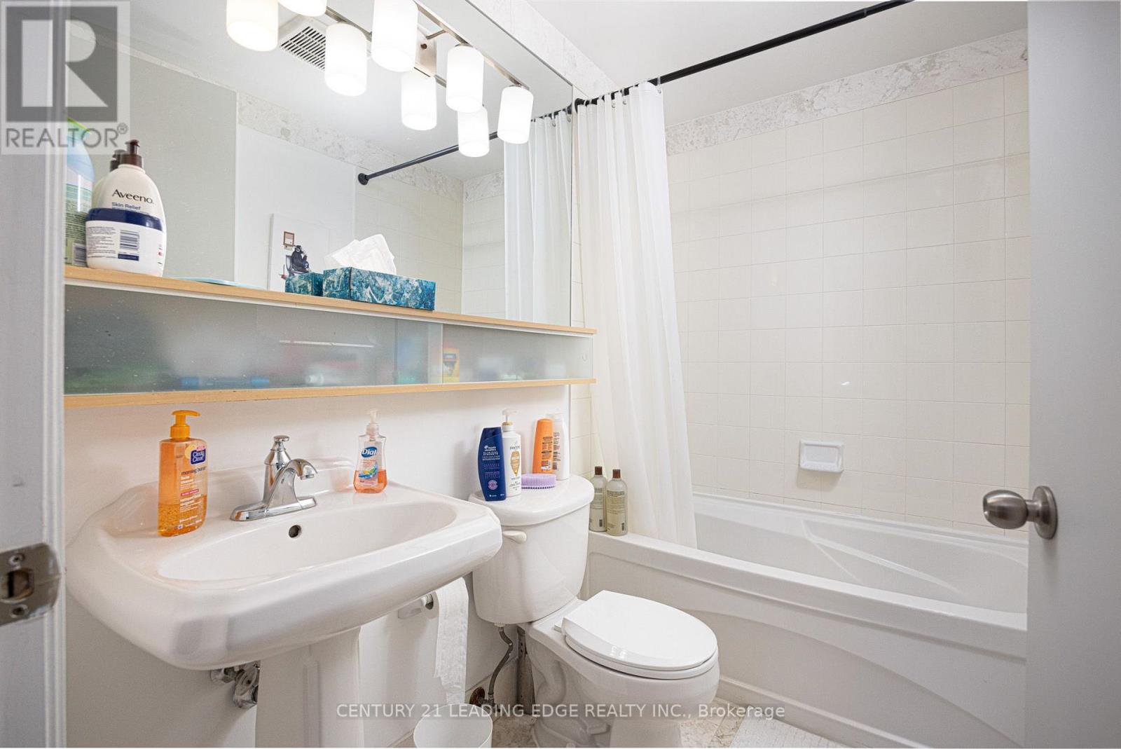 1413 - 85 Bloor Street E, Toronto, Ontario  M4W 3Y1 - Photo 20 - C13633232