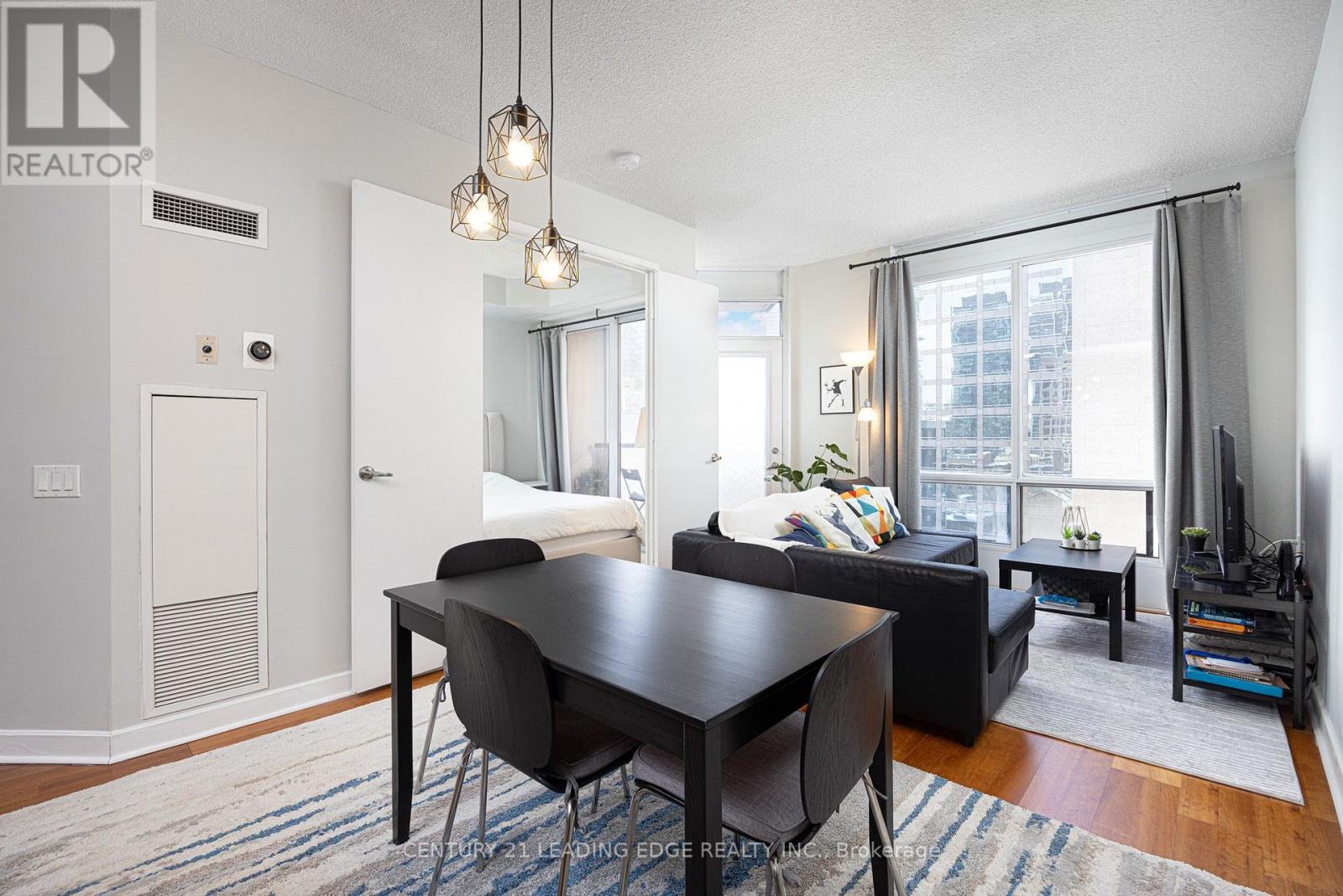 1413 - 85 Bloor Street E, Toronto, Ontario  M4W 3Y1 - Photo 5 - C13633232